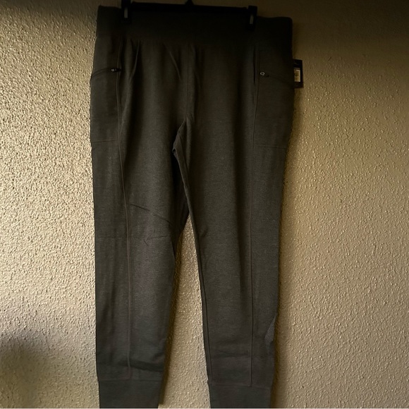 Athletic Works Pants - Athletic Works Dark Gray workout pants with zippered pockets XXXL/3XG (22)